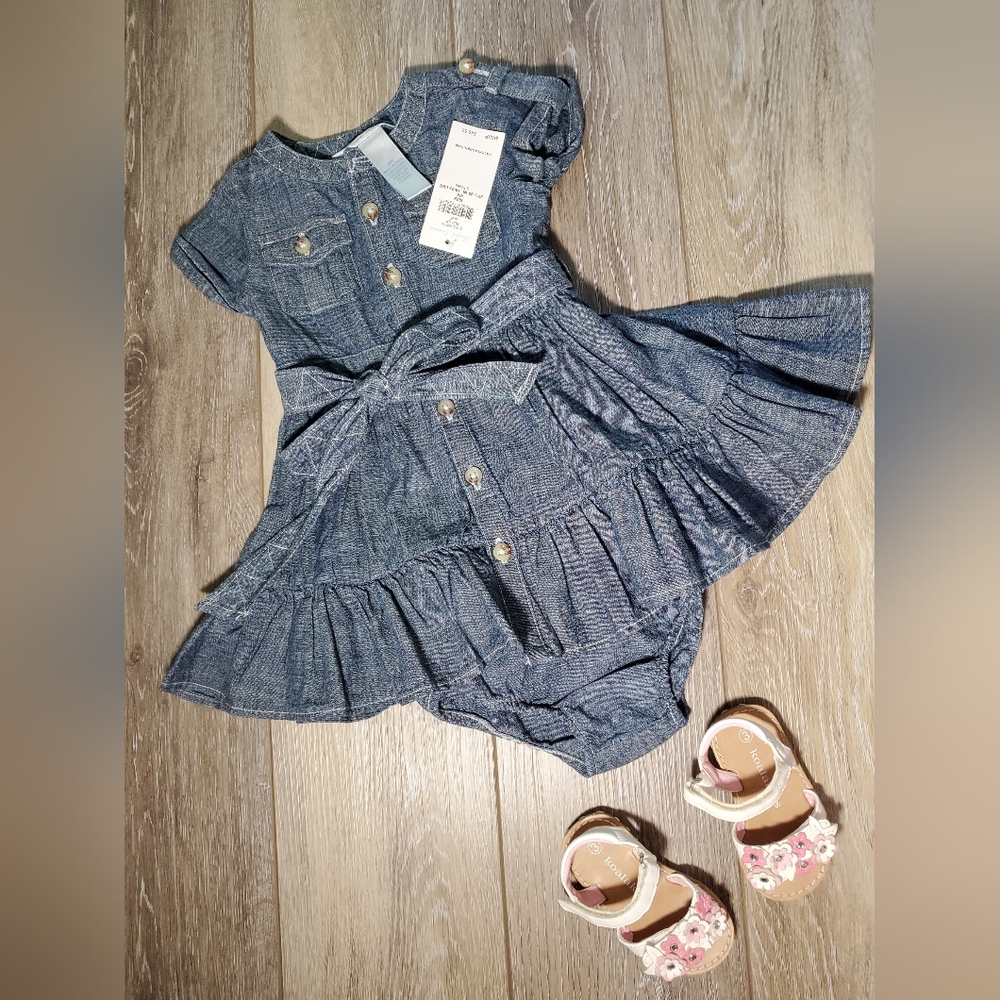 Ralph Lauren baby's capped sleeve denim ruffle dress set.  9 Mo. & 18 mo.